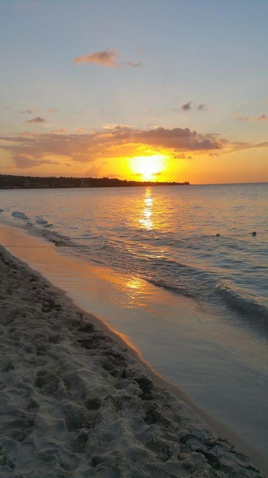 Coral Seas Beach Negril Exterior foto